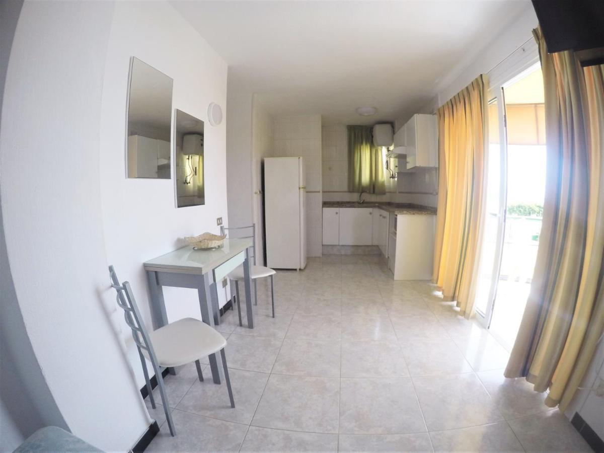 Ferienwohnung Torres Del Sol Playa de las Américas Exterior foto
